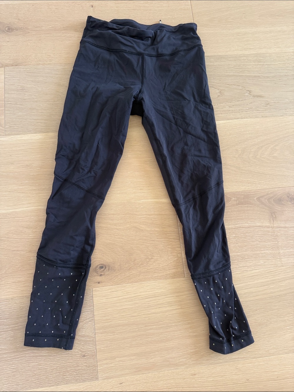 Black Lululemon Wunder Under Leggings
